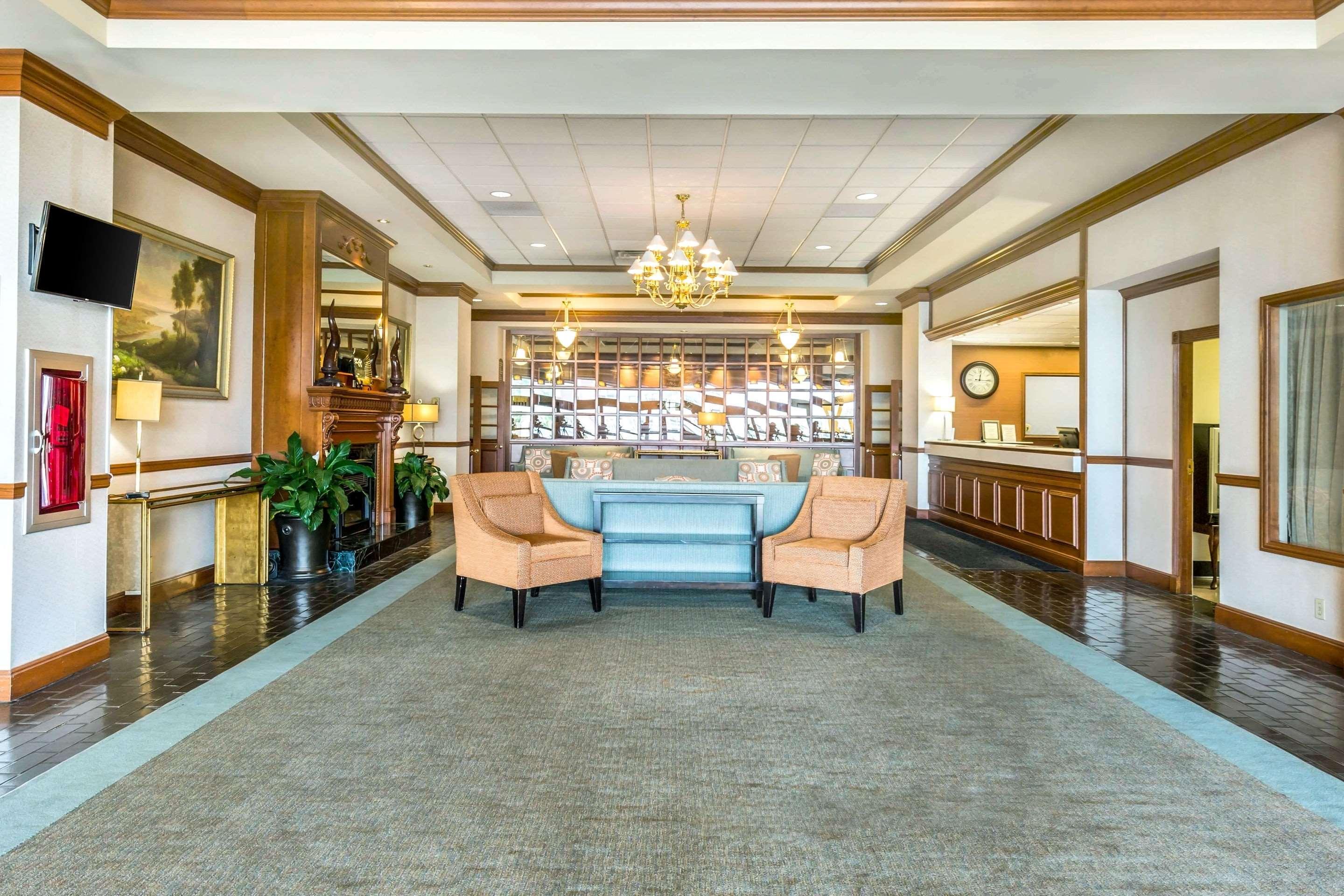 Clarion Inn Frederick Event Center Eksteriør billede