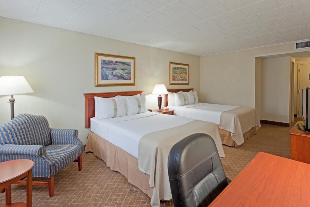 Clarion Inn Frederick Event Center Eksteriør billede